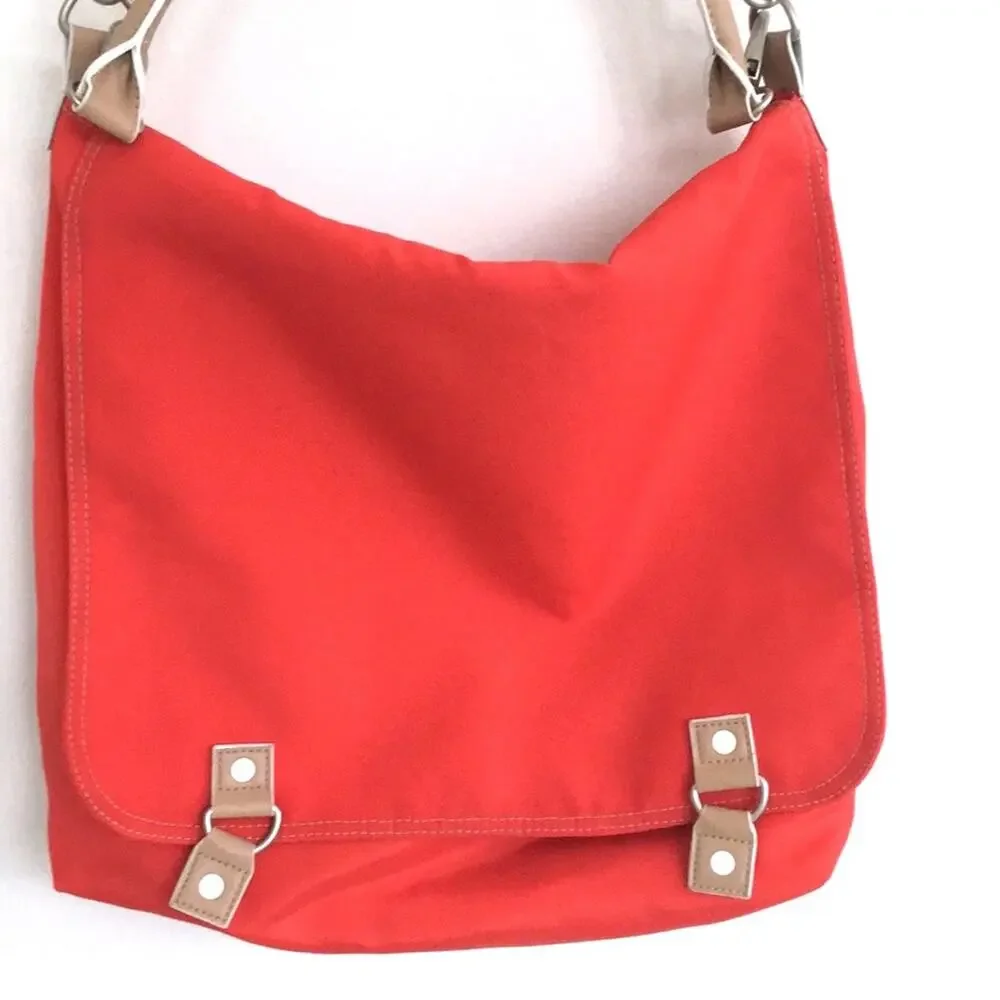 Orange crossbody bag NWOT shoulder strap too